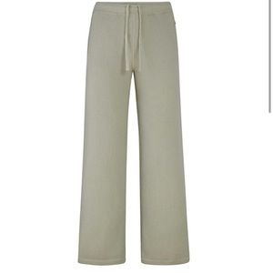 Skims limited edition waffle loose sweats in talc color-XS